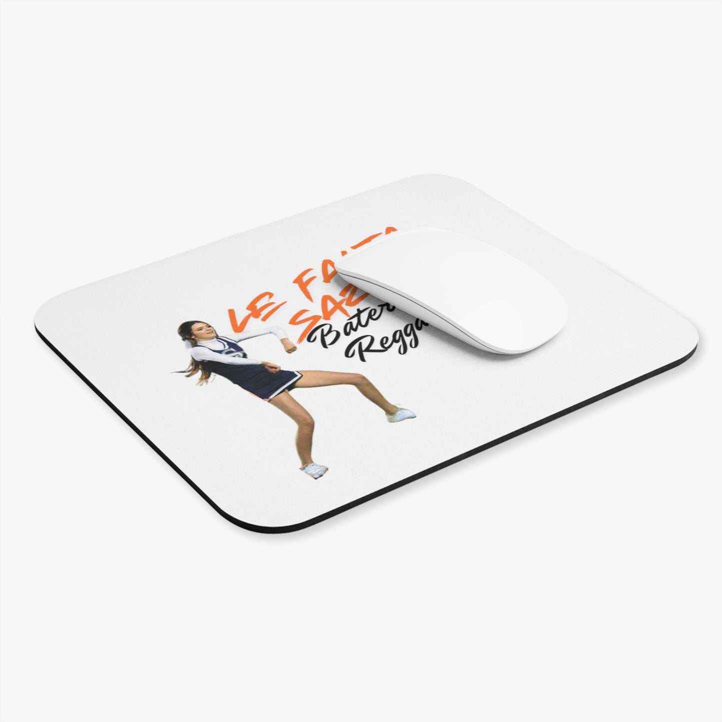 KENDALL JENNER LE FALTA SAZON BAD BUNNY Mouse Pad (Rectangle)